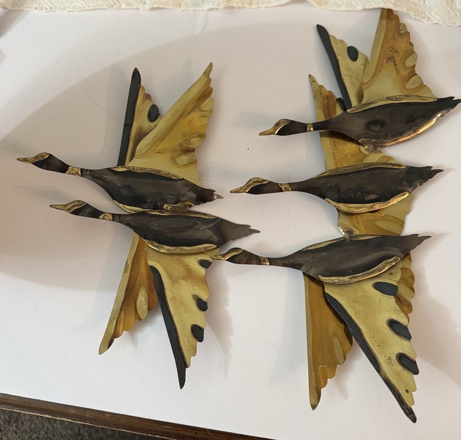 VTG MCM Flying Geese Metal Wall Art 5 Birds 2 Piece Set Cabin Lodge Decor VTG MCM Flying Geese Metal Wall Art 5 Birds 2 Piece Set Cabin Lodge Decor