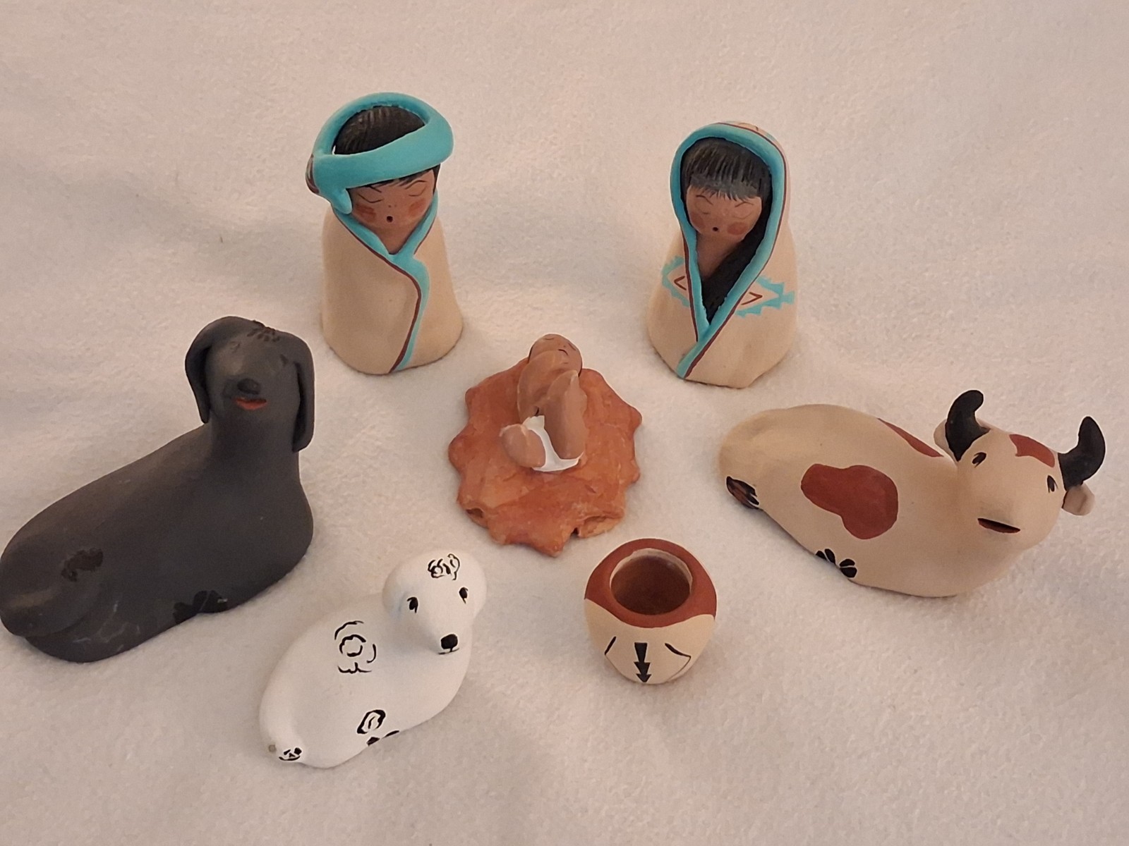 VTG NATIVE AMERICAN JEMEZ POTTERY NATIVITY INITIALED BY JOSEPH L. FRAGUA 7 PCS.