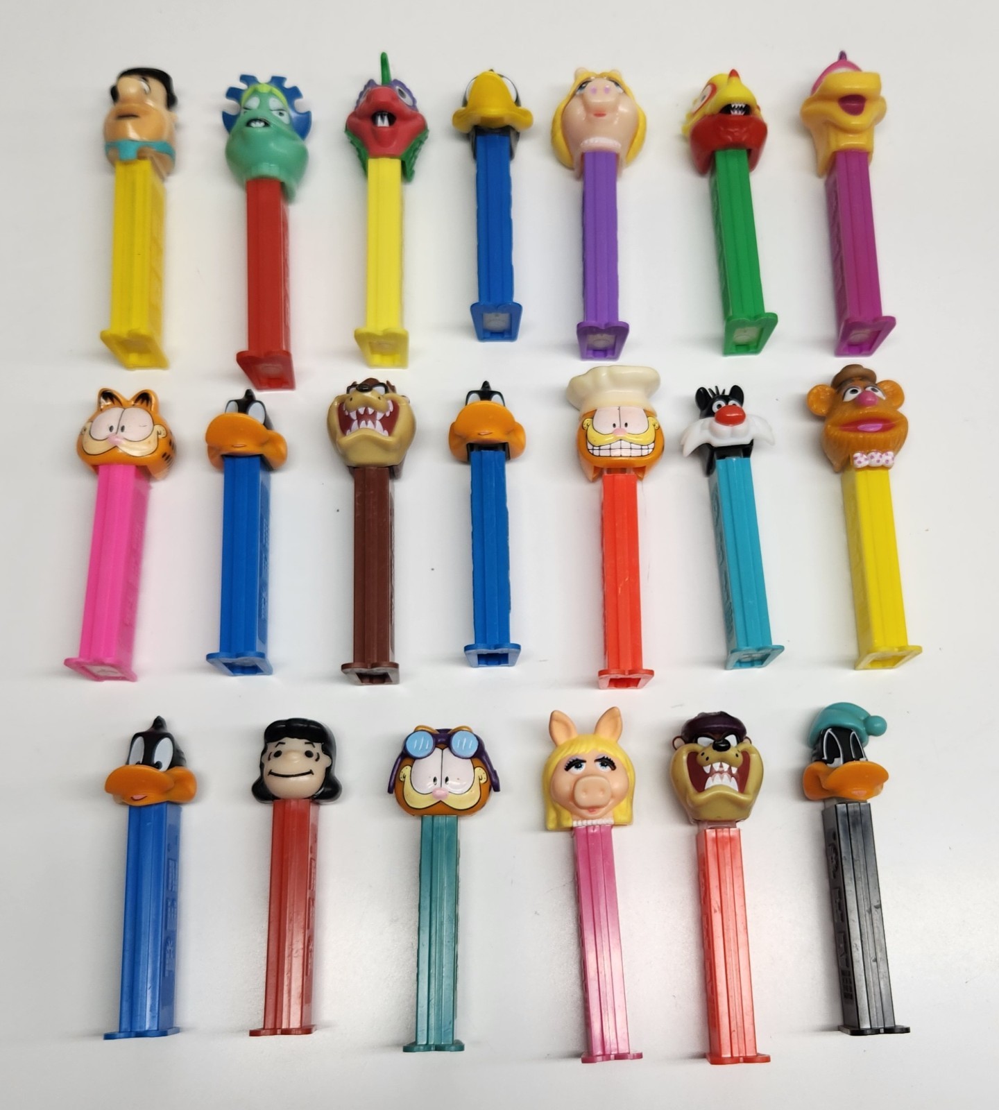 Vintage 1990\'s Pez Dispenser Lot Oof 20  Muppets Looney Tunes Garfield Etc