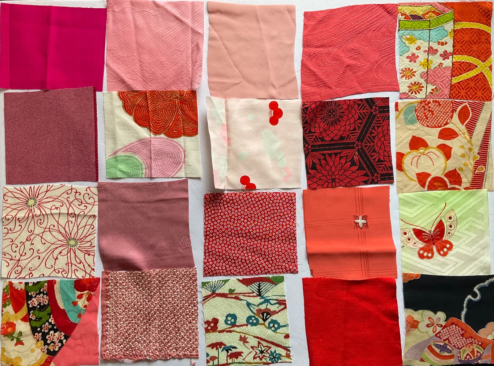 Vintage Japanese Kimono Fabric Remnants Scrap (Craft Remake DIY)3.93” 20PCS