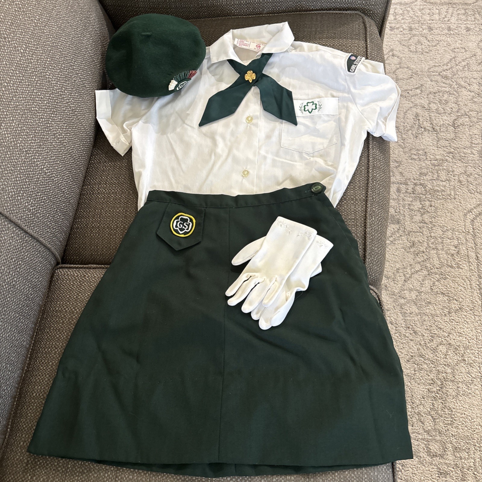 Girl Scouts Cadets Uniform, Blouse, Tie, Pin, Skirt, Gloves, Hat 1960’s/70’s. Girl Scouts Cadets Uniform, Blouse, Tie, Pin, Skirt, Gloves, Hat 1960’s/70’s.