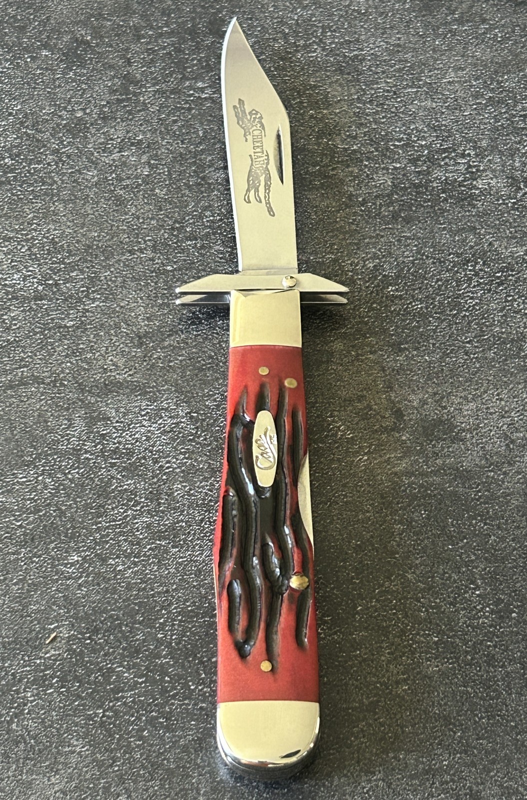 2002 CASE XX Red Oak Bone Worm Groove Cheetah 6111 1/2L SS Mint w/ Box Paperwork 2002 CASE XX Red Oak Bone Worm Groove Cheetah 6111 1/2L SS Mint w/ Box Paperwork