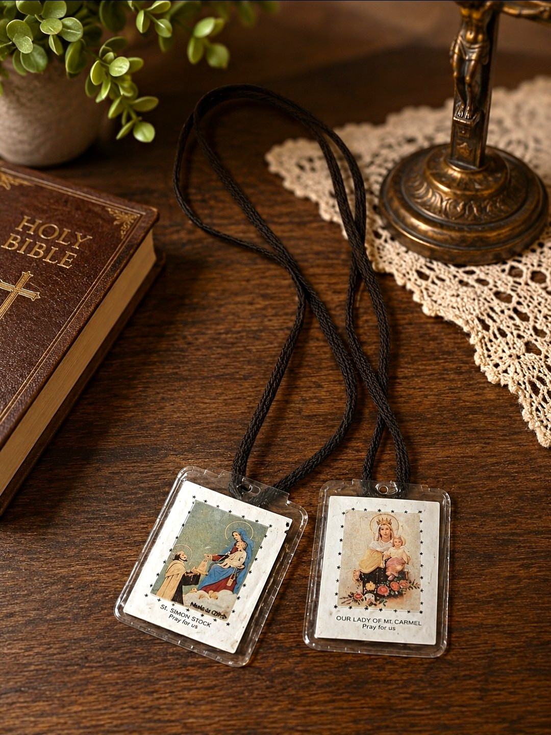 Vintage Catholic Scapulars – Set of 2 Beautiful vintage-style Catholic scapulars Vintage Catholic Scapulars – Set of 2 Beautiful vintage-style Catholic scapulars