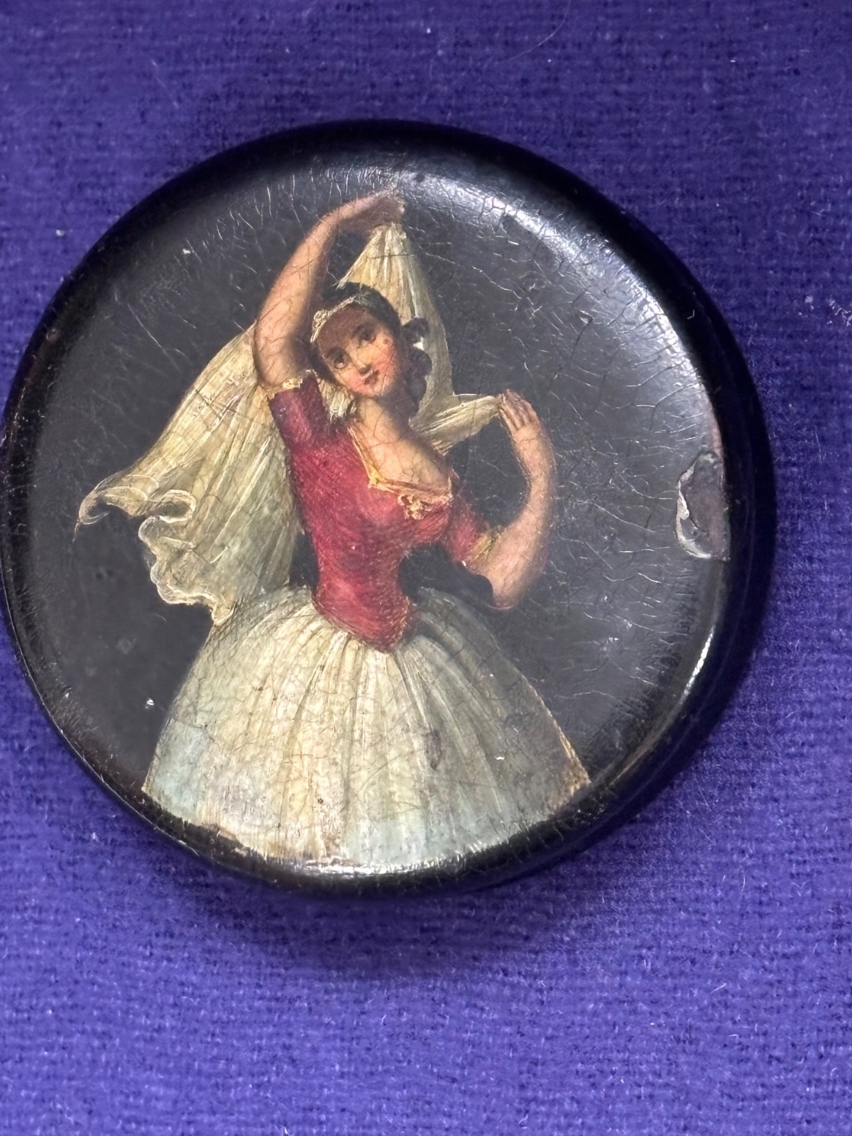 ANTIQUE EARLY 19th CENTURY BEAUTIFUL WOMAN PAINTING PAPER MACHE SNUFF BOX ANTIQUE EARLY 19th CENTURY BEAUTIFUL WOMAN PAINTING PAPER MACHE SNUFF BOX