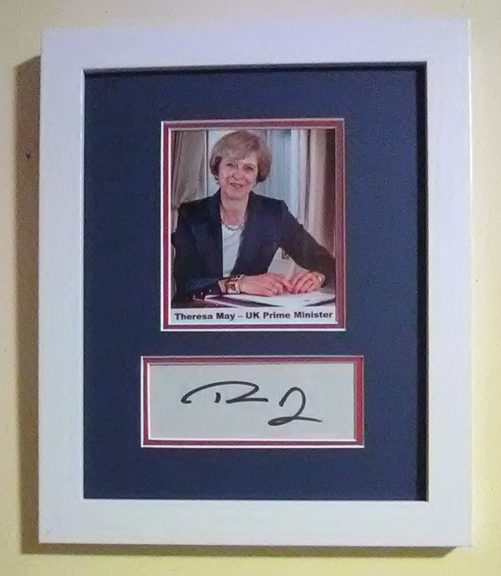 Theresa May (1956 - ) / Autograph / UK Prime Minister / Framed 8x10