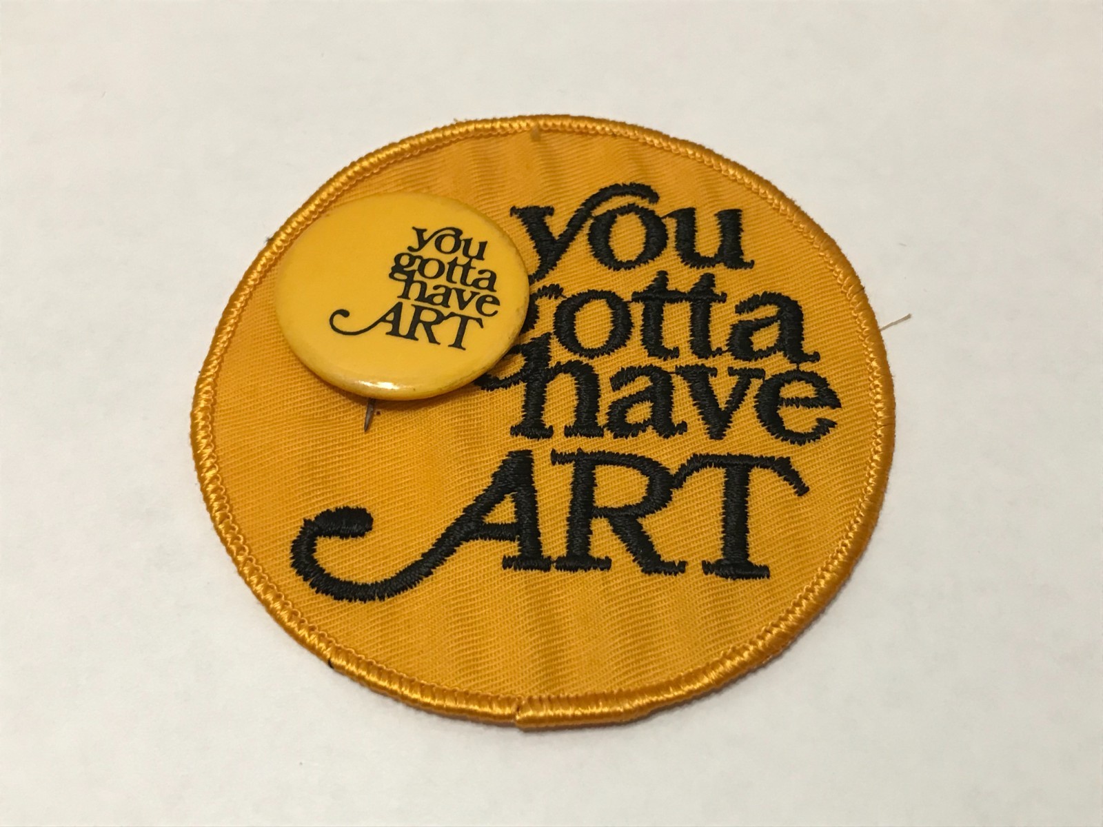 Vintage 1970\'s Detroit Institute Of Arts - You Gotta Have Art - Pinback Patch Vintage 1970\'s Detroit Institute Of Arts - You Gotta Have Art - Pinback Patch