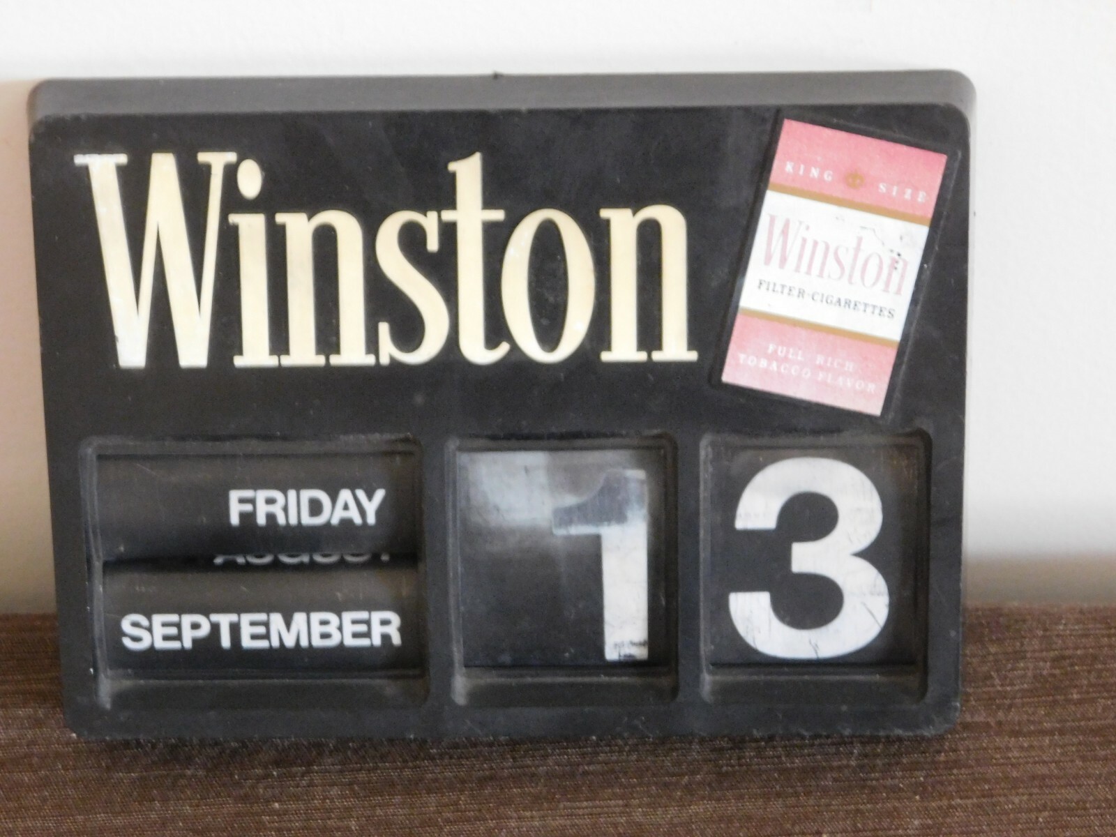 VINTAGE TOBACCO 8\