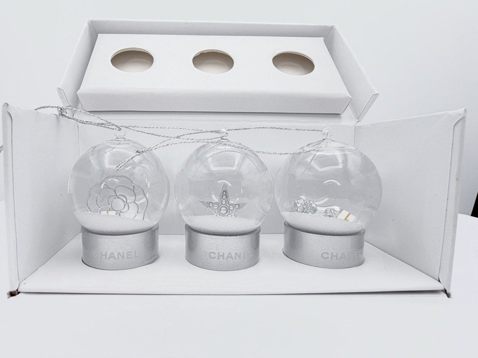 CHANEL Beauté Limited Edition Celebration 3pc Snow Globe Ornament Set GWP BNIB CHANEL Beauté Limited Edition Celebration 3pc Snow Globe Ornament Set GWP BNIB