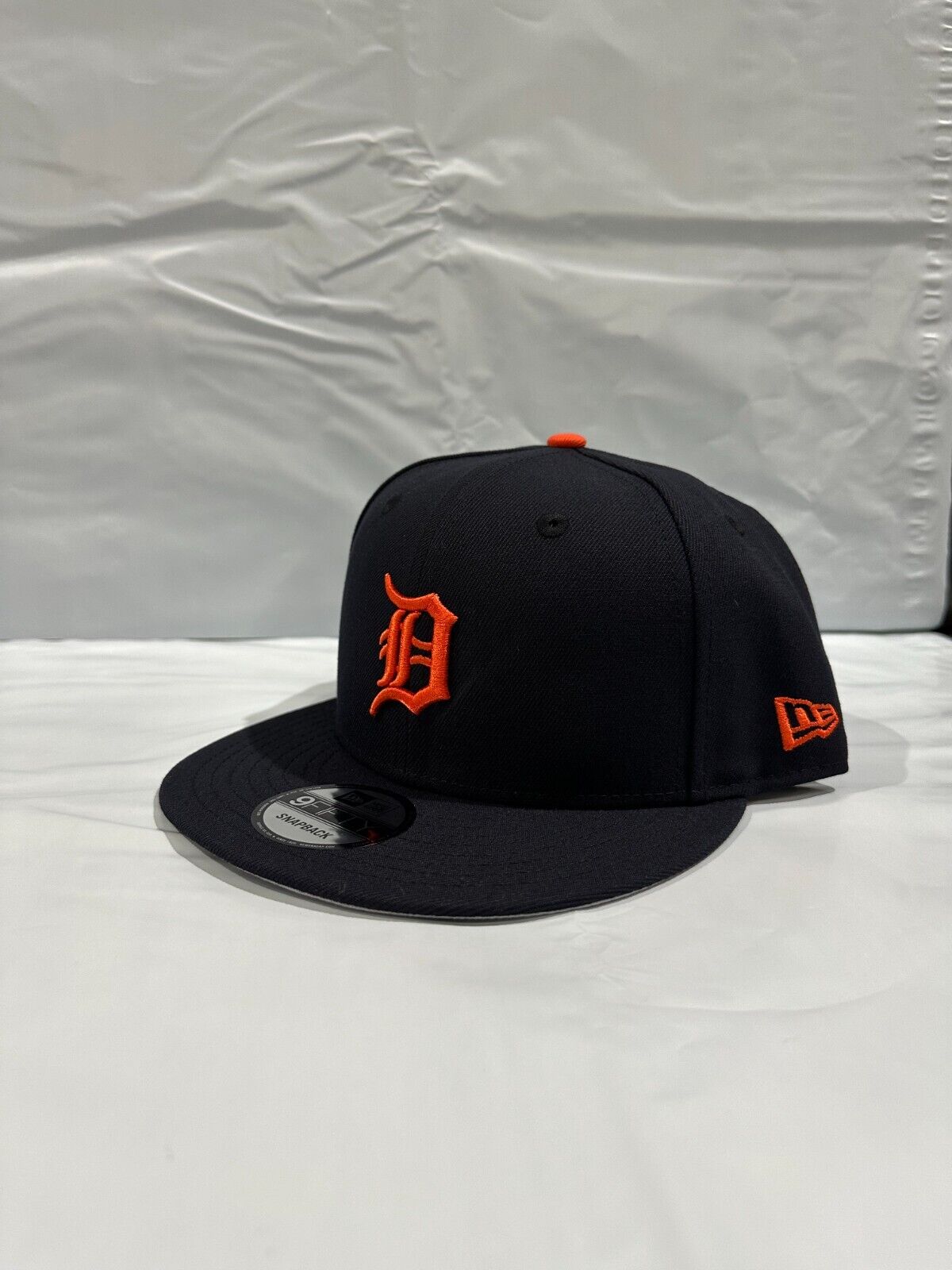 Authentic MLB Detroit Tigers 9FIFTY Adjustable Snap-Back New Era Cap-Navy/Orange