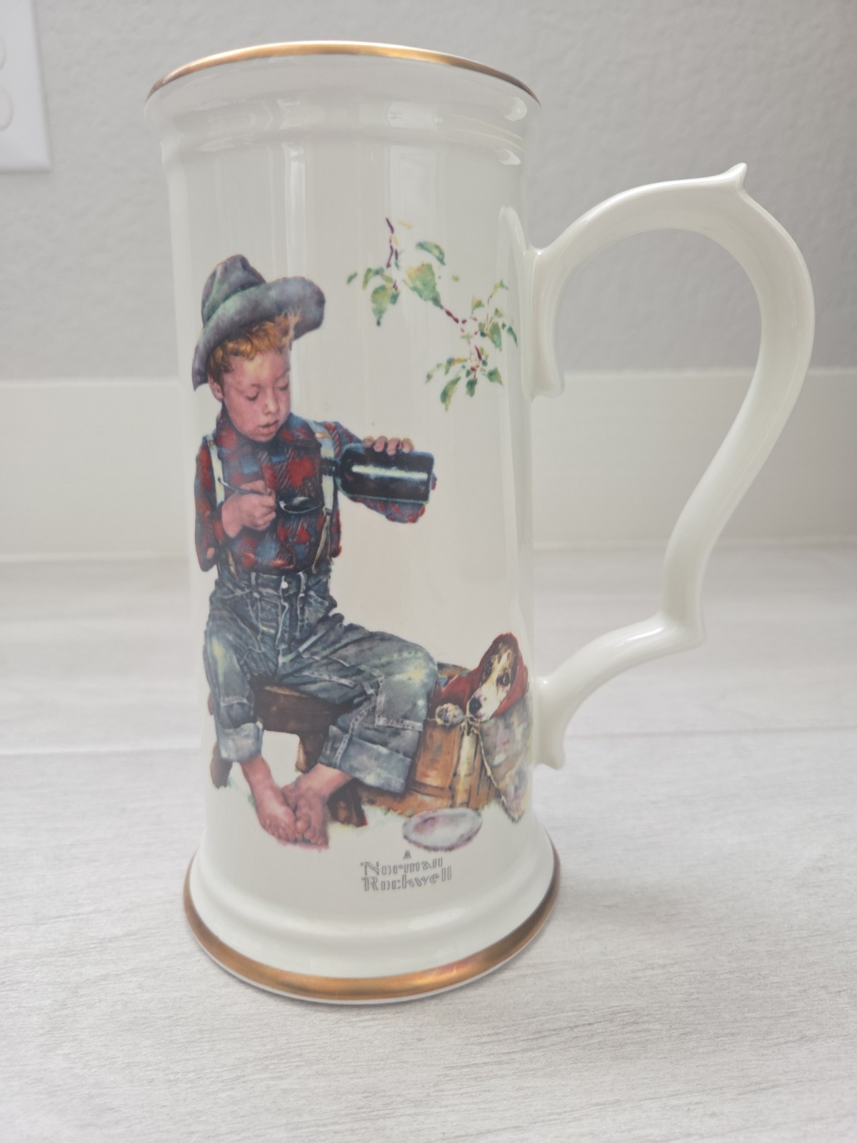 vintage Norman Rockwell collector\'s stein mug manufactured by Gorham Fine China. vintage Norman Rockwell collector\'s stein mug manufactured by Gorham Fine China.