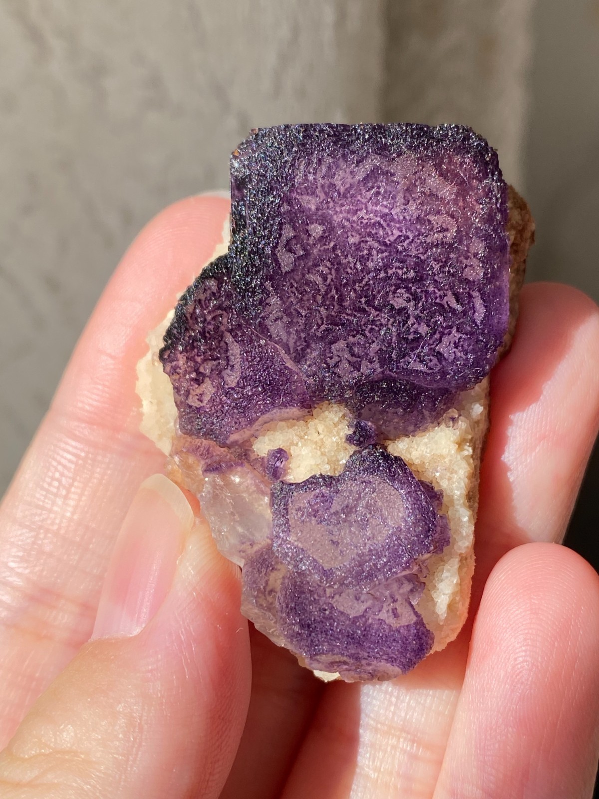 Exquisite Natural Purple-edged Cubic Fluorite Crystal Mineral Specimen,China
