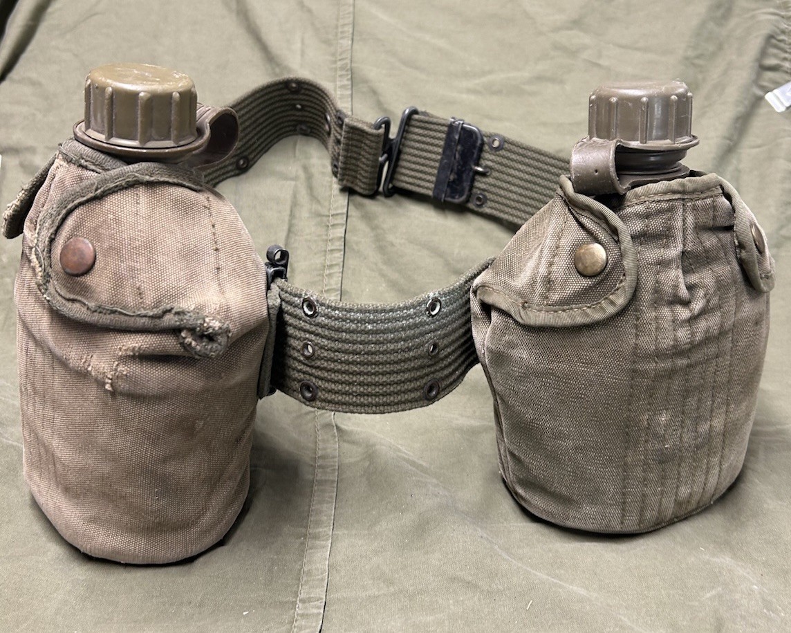 Vietnam War US GI 60s Double Canteen Set w/Korean War Era Combat Pistol Web Belt