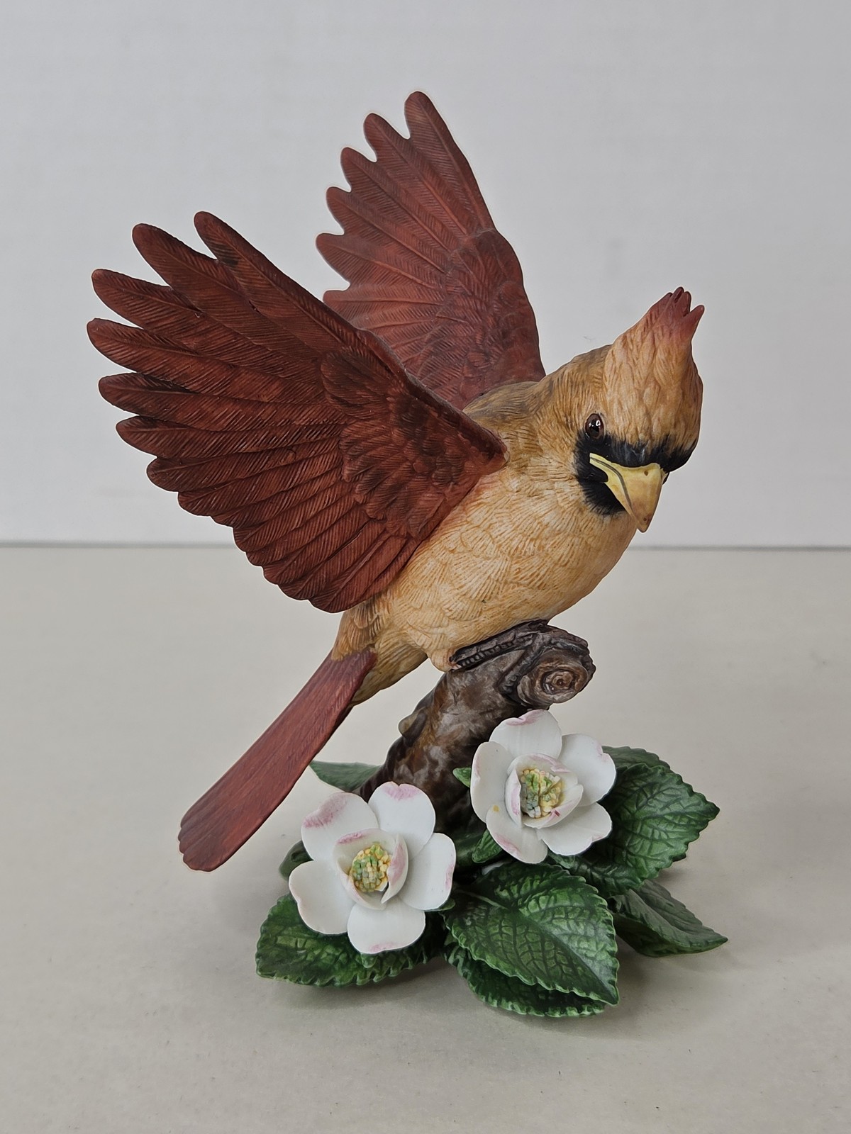 Vintage 1993 Lenox Female Cardinal Fine Porcelain Bird Figurine Statue Decor Vintage 1993 Lenox Female Cardinal Fine Porcelain Bird Figurine Statue Decor