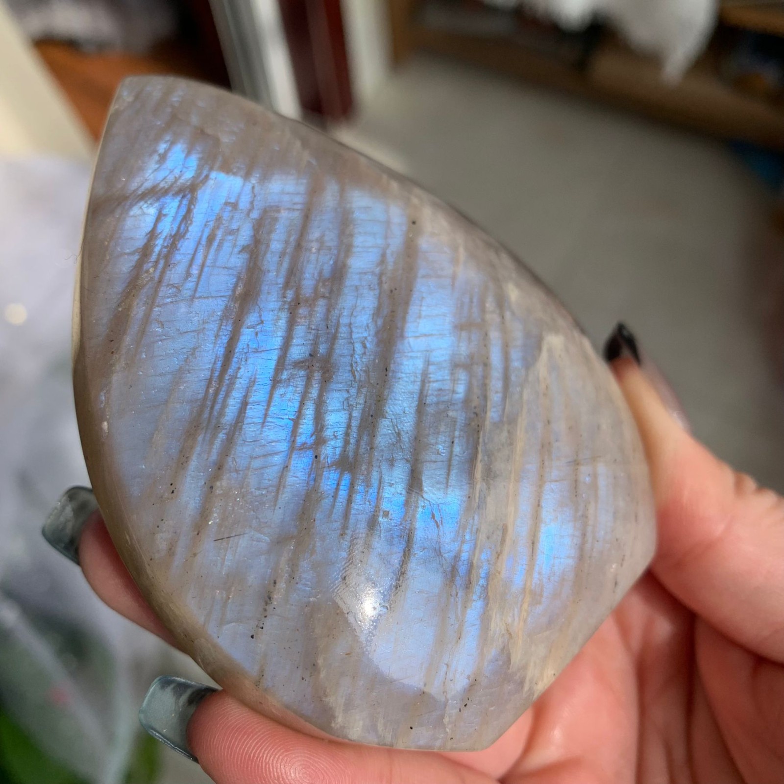 251g Blue Flash Moonstone Freeform Point Home Decor Crystal Art Energy Stone