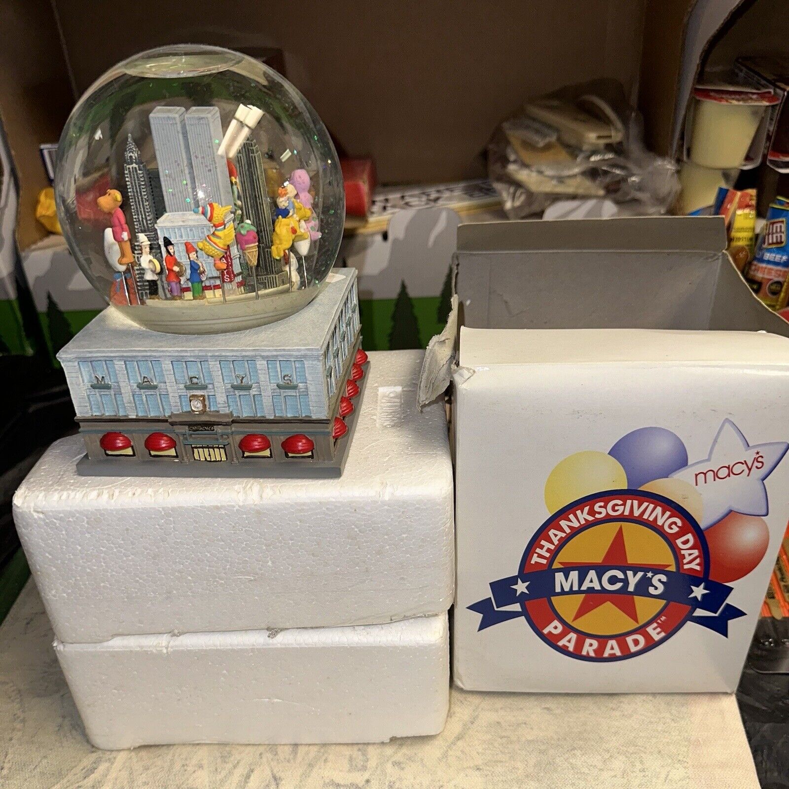 Macy’s Thanksgiving Day Parade 2000 Musical Waterglobe Limited Edition In Box