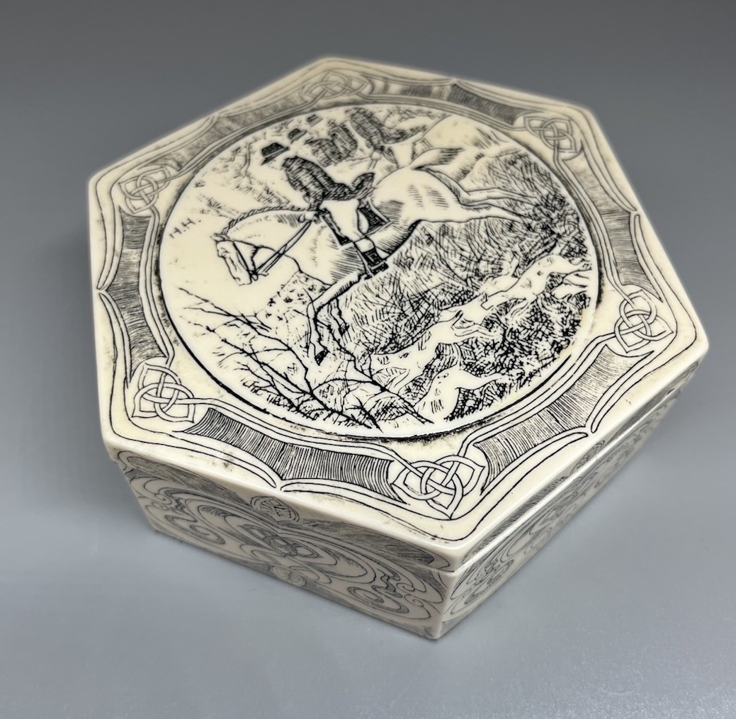 Comoy\'s Of London Faux Scrimshaw Resin Trinket Box Vintage English Hunting Scene Comoy\'s Of London Faux Scrimshaw Resin Trinket Box Vintage English Hunting Scene