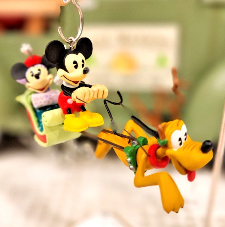 Hallmark Keepsake Disney Mickey, Minnie & Pluto \