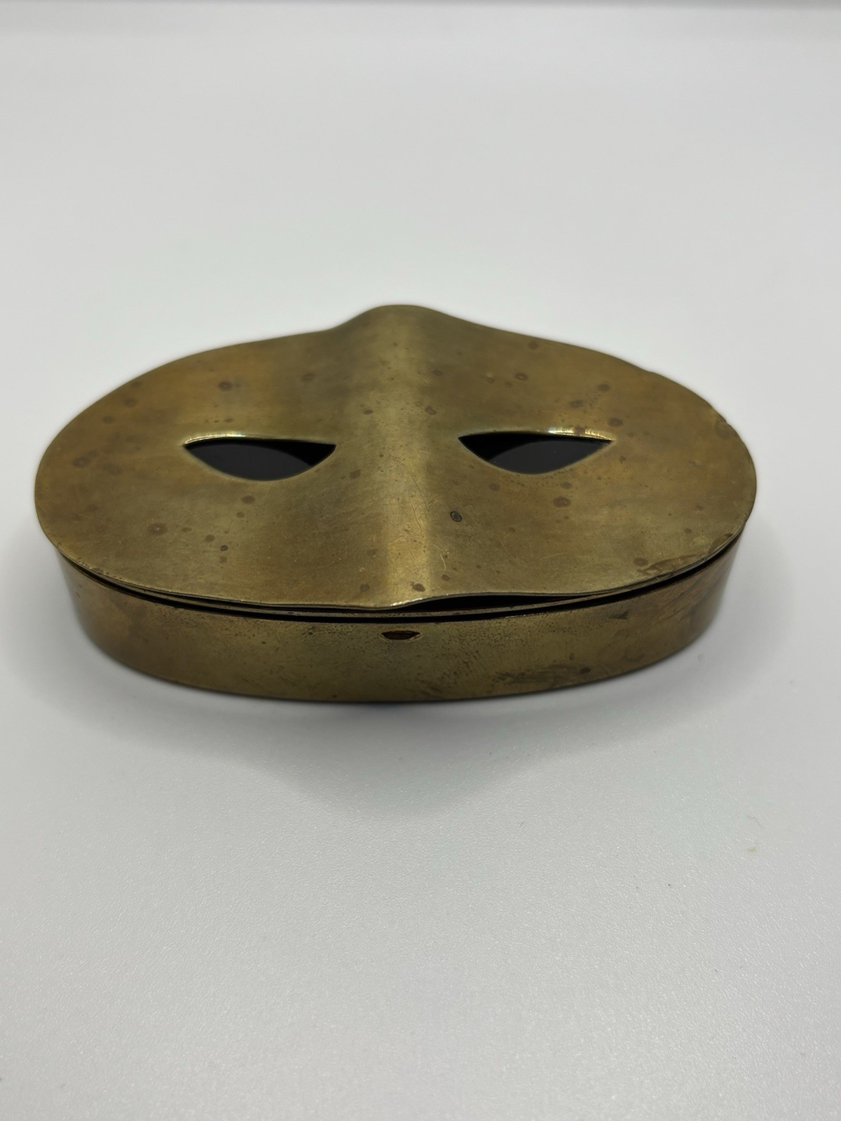 Elizabeth ARDEN “MASQUERADE” Vintage Brass Mask Compact Box Powder 1930 - 40 HTF