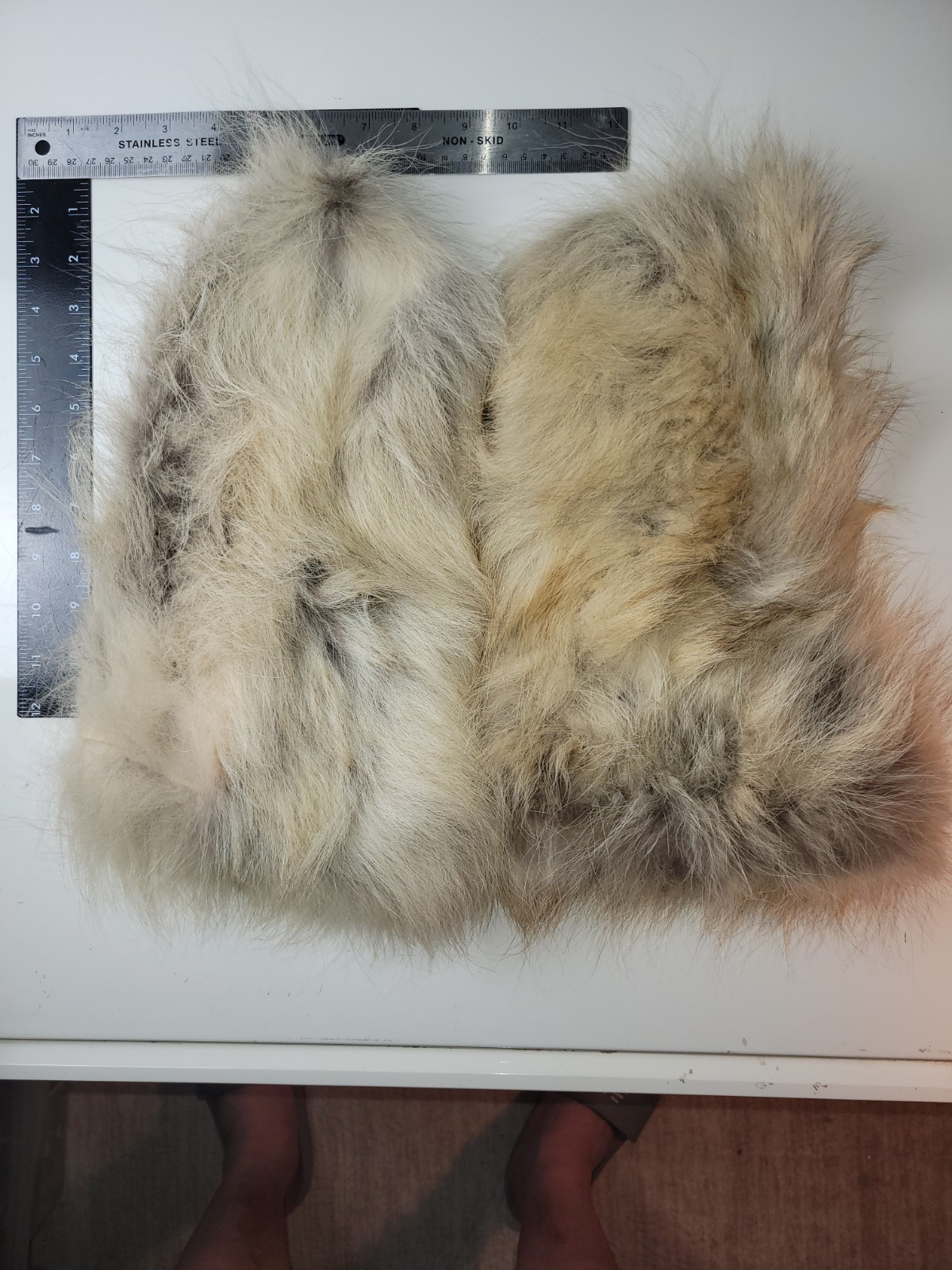Vintage Native American Indian Made Rocky Mountain Wolf Fur & Suade Mittens. Vintage Native American Indian Made Rocky Mountain Wolf Fur & Suade Mittens.