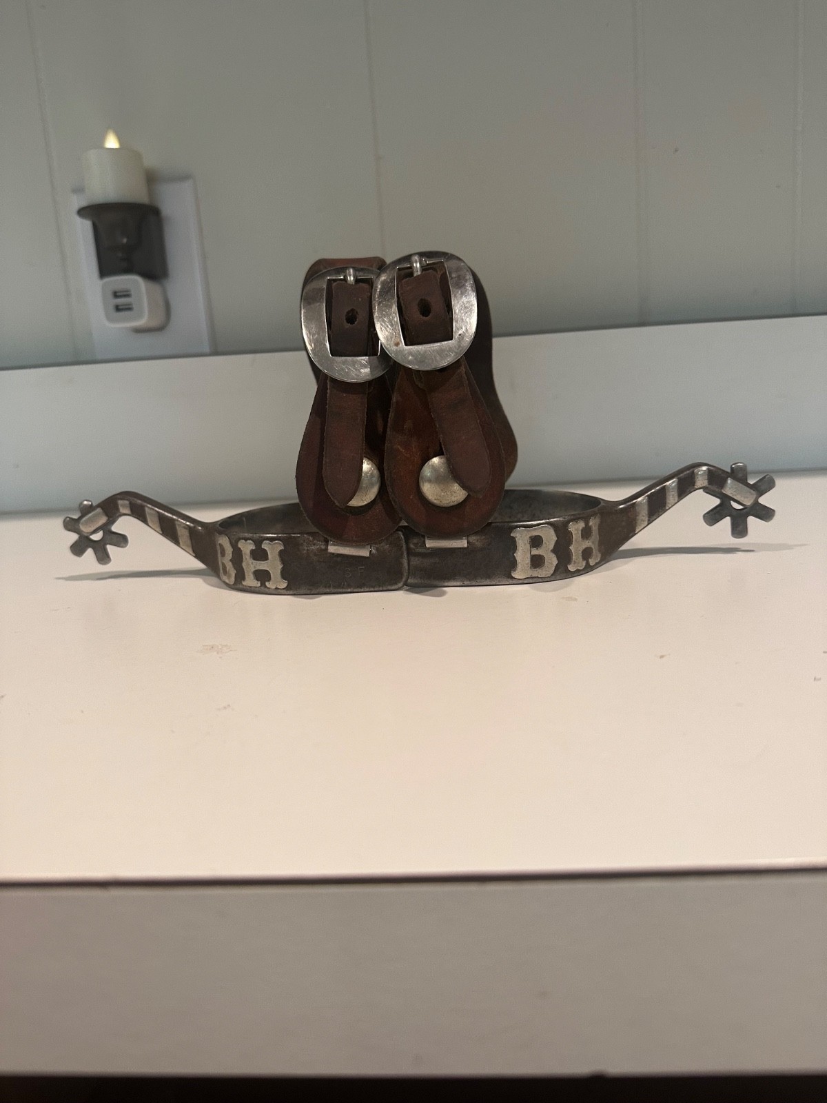 Vintage ENGRAVED Western Cowboy Spurs for Riding or Unique Collectible Decoratio Vintage ENGRAVED Western Cowboy Spurs for Riding or Unique Collectible Decoratio