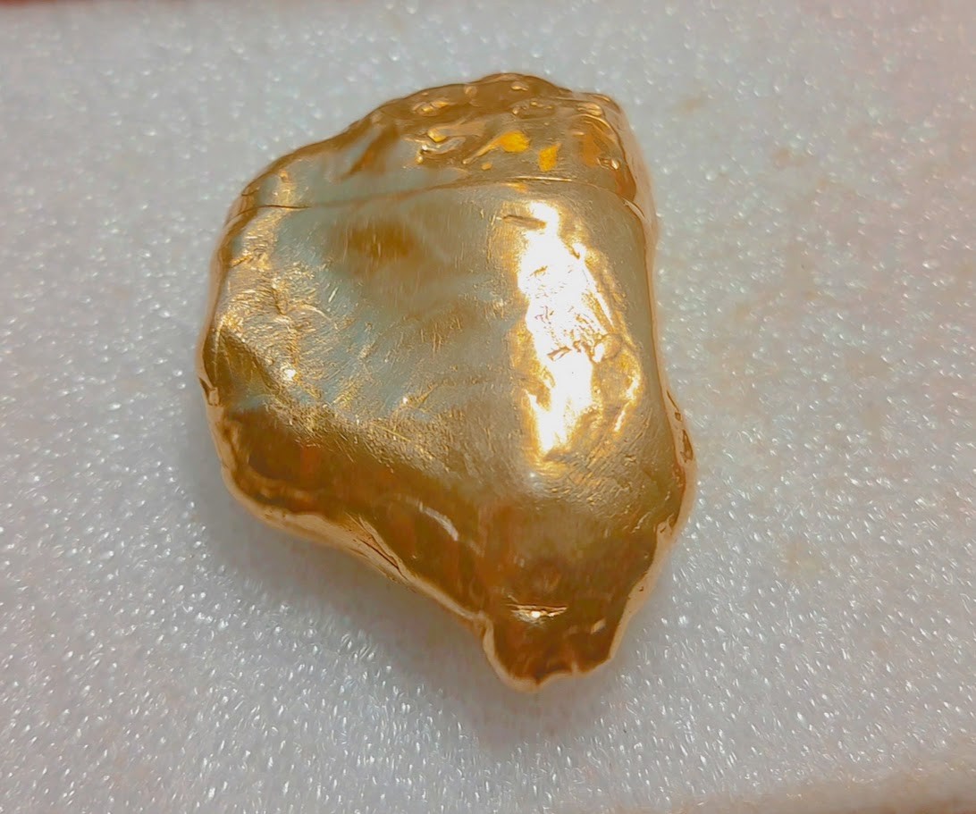 Handcrafted 14k solid gold shiny polished Lighter : RARE 40.62grams ((Z36)) Handcrafted 14k solid gold shiny polished Lighter : RARE 40.62grams ((Z36))
