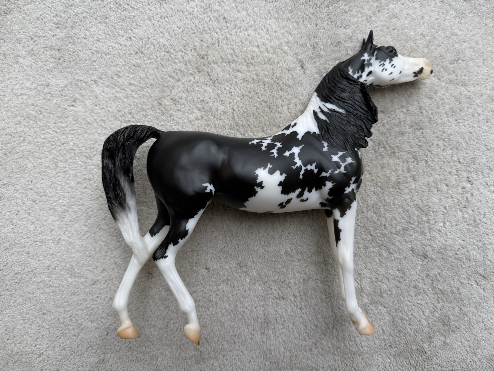 NICE Breyer BreyerFest Horse #711616 Araba Black Sabino Show Stance Arabian Mare NICE Breyer BreyerFest Horse #711616 Araba Black Sabino Show Stance Arabian Mare