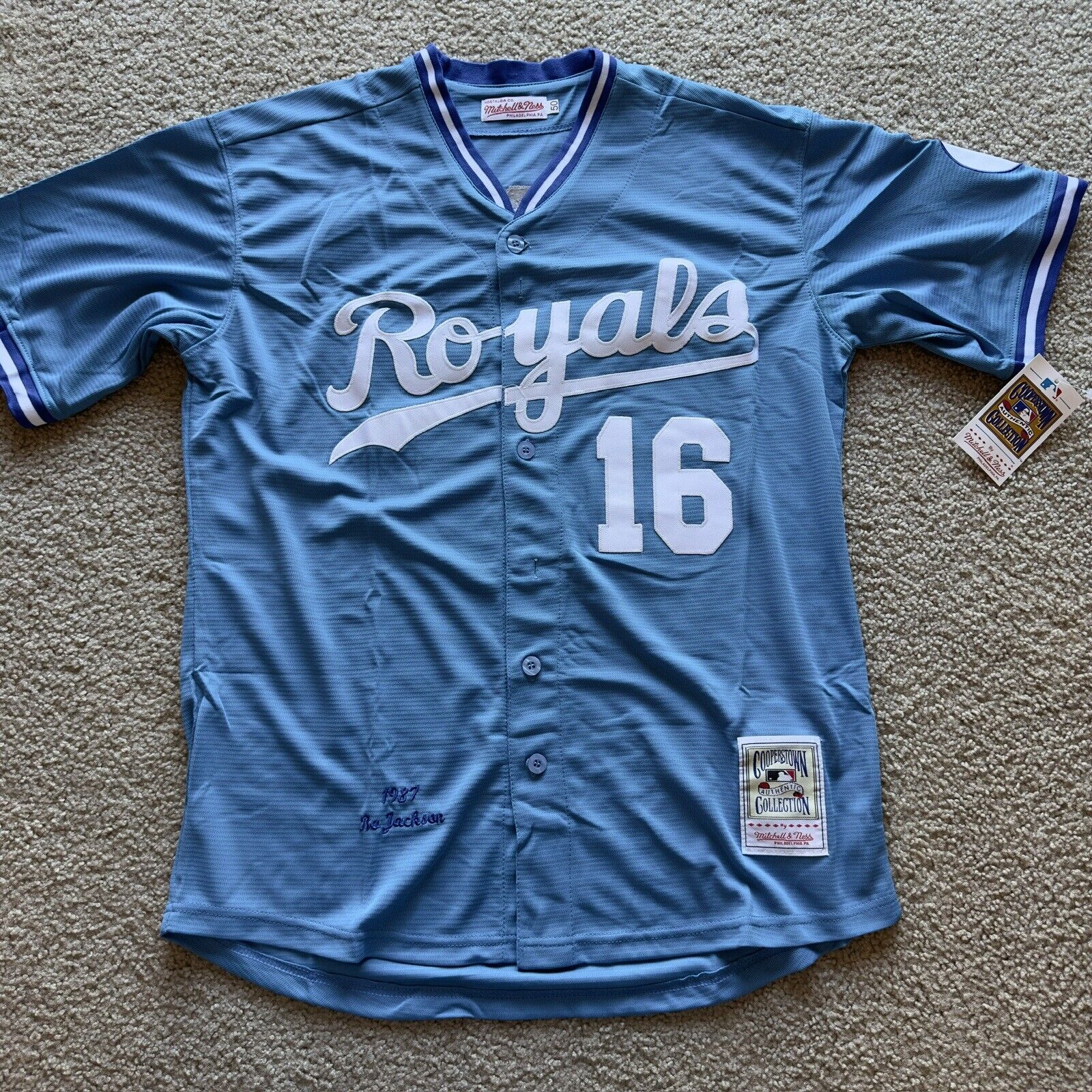 Kansas City Royals Throwback Jersey ‘87 - Bo Jackson #16 - Men\'s Size Large