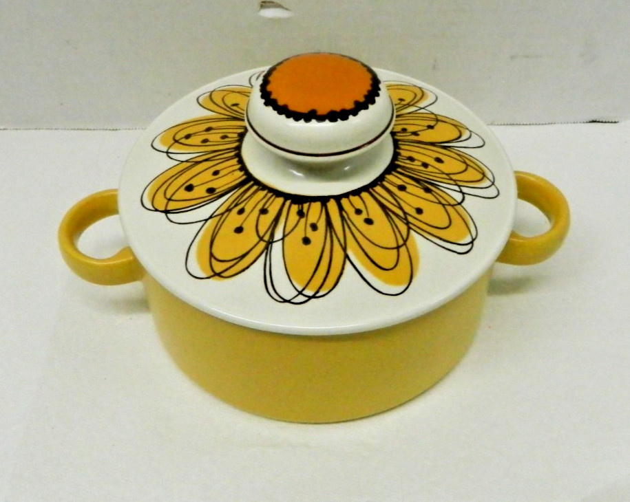 VINTAGE MIDWINTER ENGLAND MID CENTURY MODERN SUNFLOWER CASSOROLE VINTAGE MIDWINTER ENGLAND MID CENTURY MODERN SUNFLOWER CASSOROLE