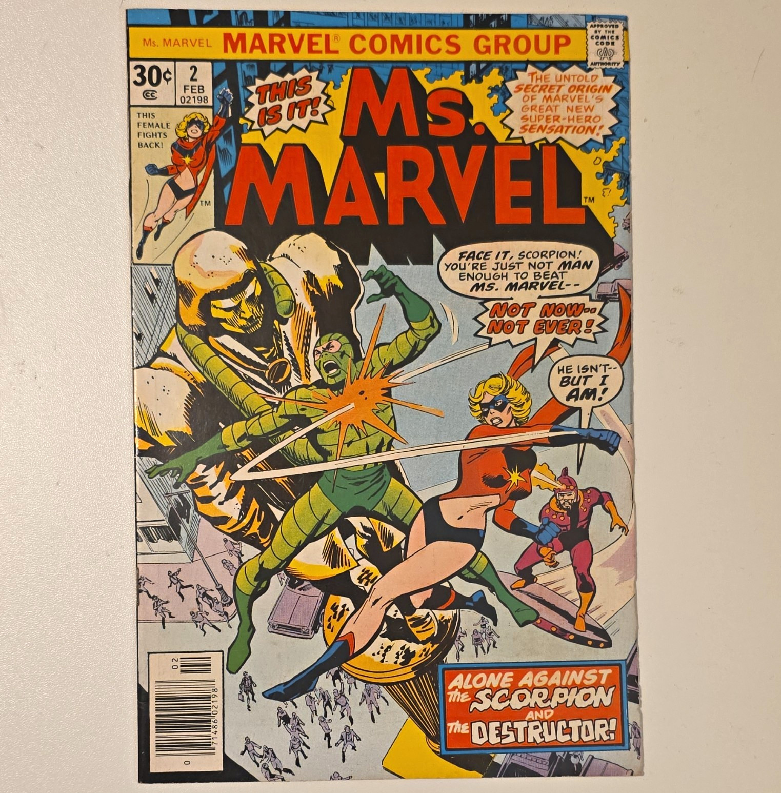 Marvel Ms. Marvel #2 (1977) Origin Issue. Ms. Marvel #5 Vision App. Both Vf. Marvel Ms. Marvel #2 (1977) Origin Issue. Ms. Marvel #5 Vision App. Both Vf.