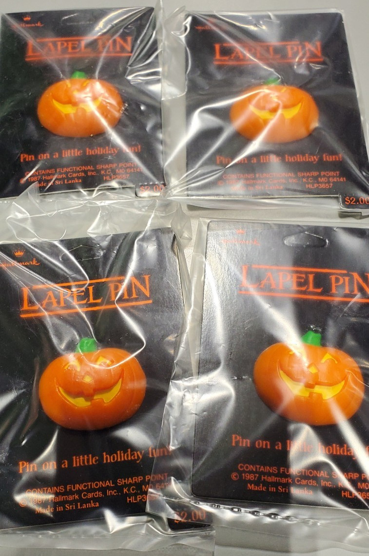 Hallmark Cute Halloween Pumpkin LAPEL PINS.. On Card