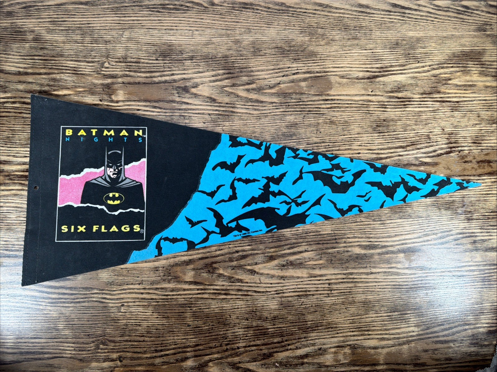 RARE Vintage 1992 Six Flags The Batman Nights Pennant Bats Blue EUC RARE Vintage 1992 Six Flags The Batman Nights Pennant Bats Blue EUC