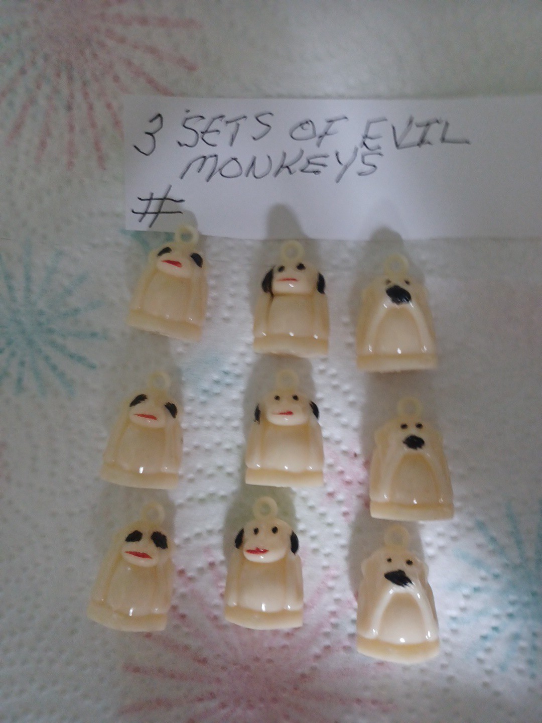 VINTAGE GUMBALL/VENDING EVIL MONKEY CHARMS LOT OF 3 SETS VINTAGE GUMBALL/VENDING EVIL MONKEY CHARMS LOT OF 3 SETS