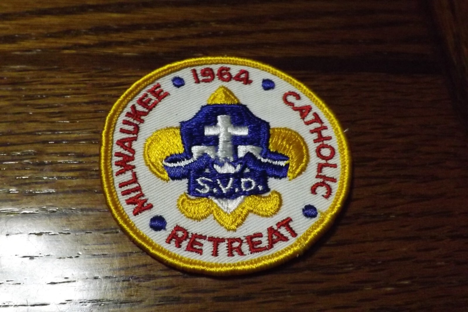 BOY SCOUT PATCH 1964 MILWAUKEE CATHOLIC RETREAT BOY SCOUT PATCH 1964 MILWAUKEE CATHOLIC RETREAT