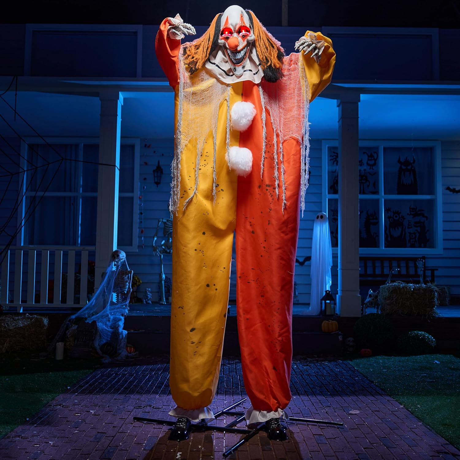 8.2 Ft Outdoor Halloween Clown Animatronic, Light-Up Yard Prop Decor Set