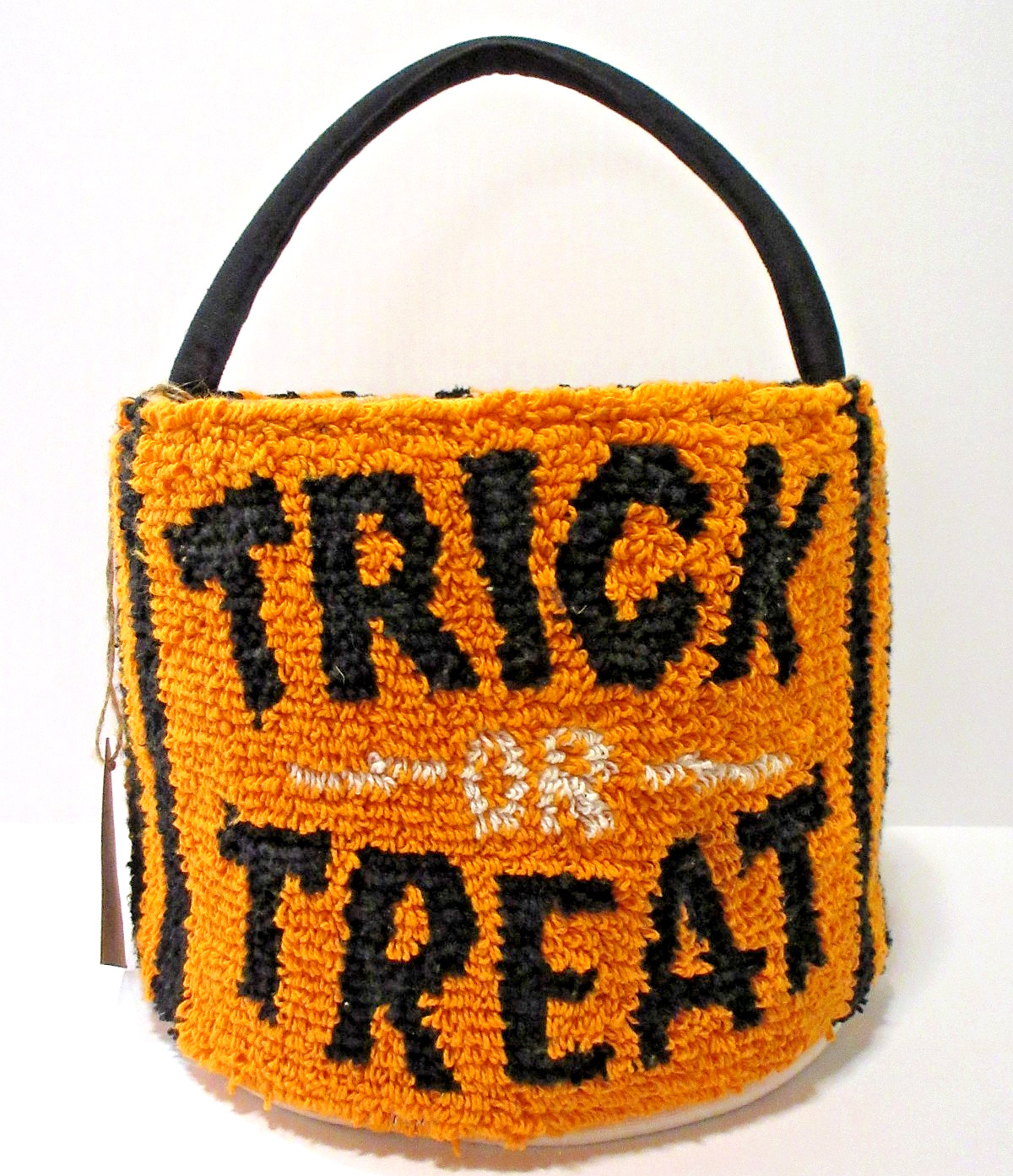 Made in India Large 10 x 8 Halloween Trick or Treat Fabric Woven Bucket NWT Made in India Large 10 x 8 Halloween Trick or Treat Fabric Woven Bucket NWT