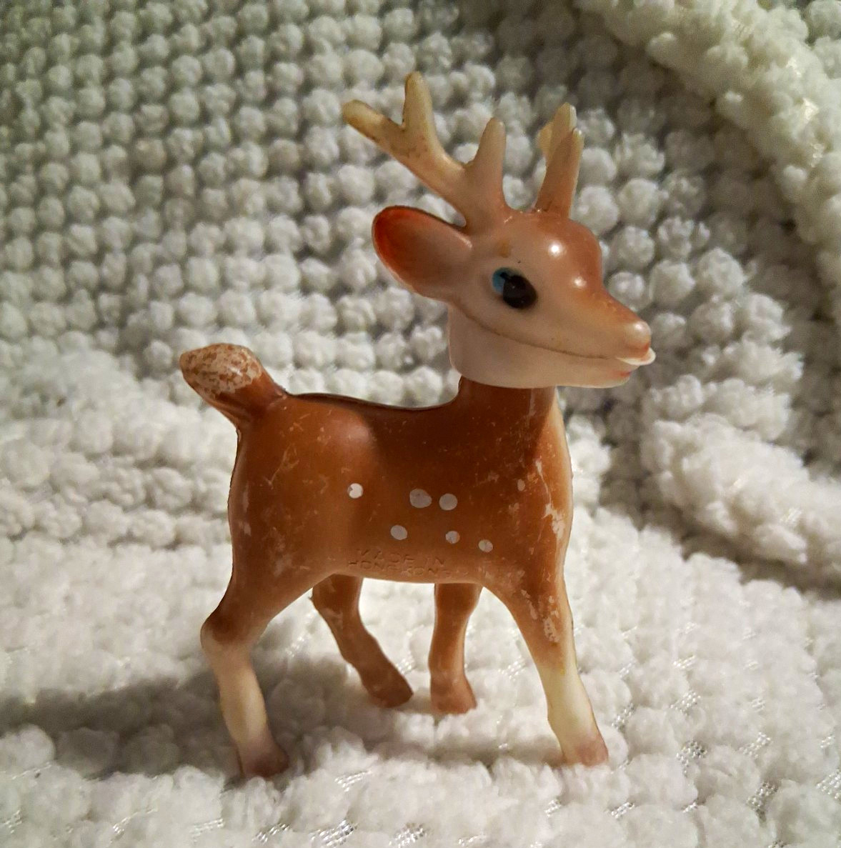 Vtg Christmas Deer Figurine Brown Antlers & White Spotted Plastic Hong Kong 4 Vtg Christmas Deer Figurine Brown Antlers & White Spotted Plastic Hong Kong 4