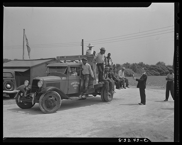 Photo:Bridgeton New Jersey 1942 Harvest Pickers Truck Farm Workers