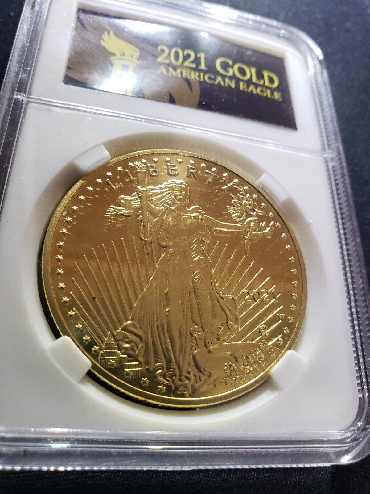 LOT 154 American Liberty 2021 Golden Coin, American Eagle Replica, BRAND NEW Sea