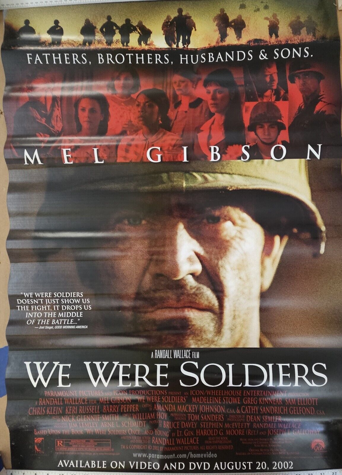 Mel Gibson stars in We were Soldiers 27 x 39  DVD promotional Movie poster