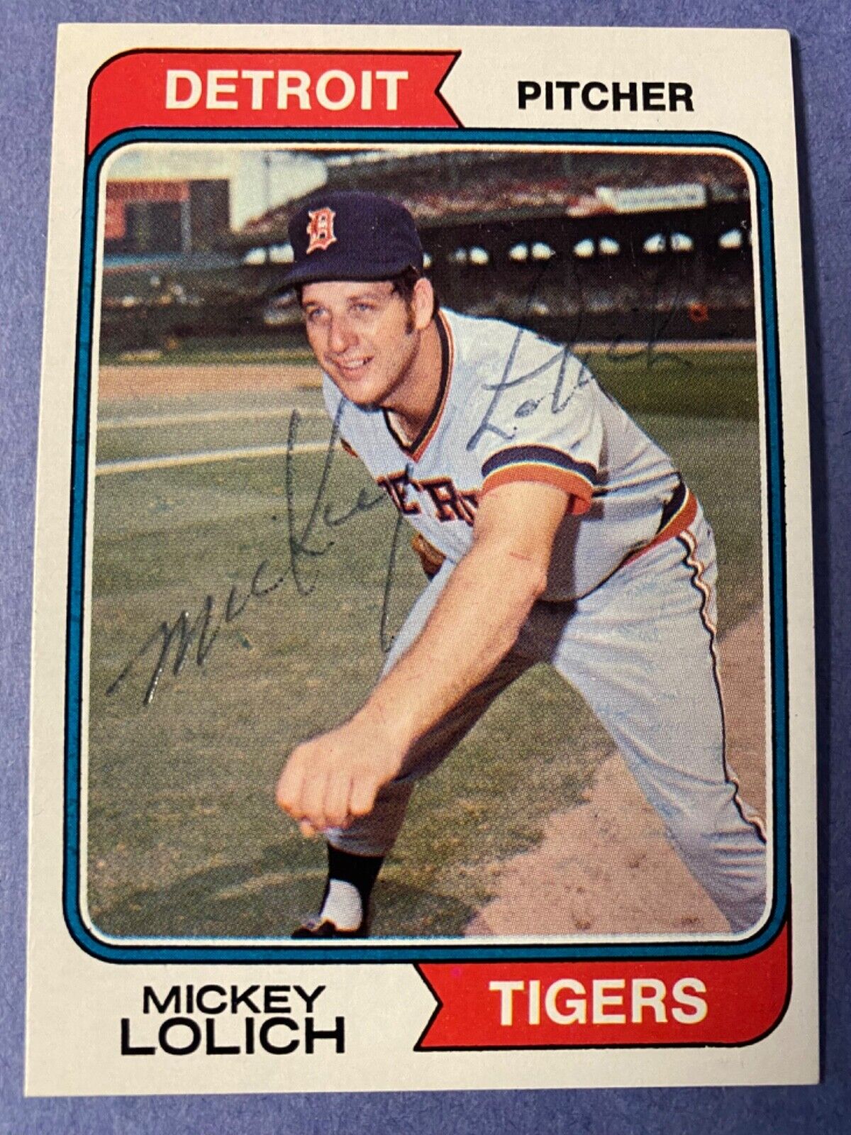 1974 Topps Mickey Lolich #9 SIGNED Detroit Tigers AUTO