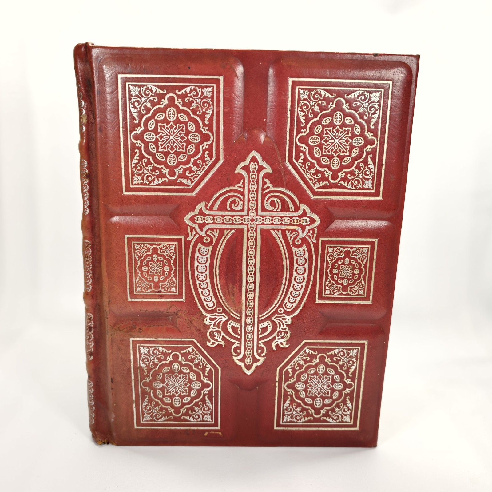 Vintage PTL Television Network Library Edition Family Bible KJV Red Letter Study Vintage PTL Television Network Library Edition Family Bible KJV Red Letter Study
