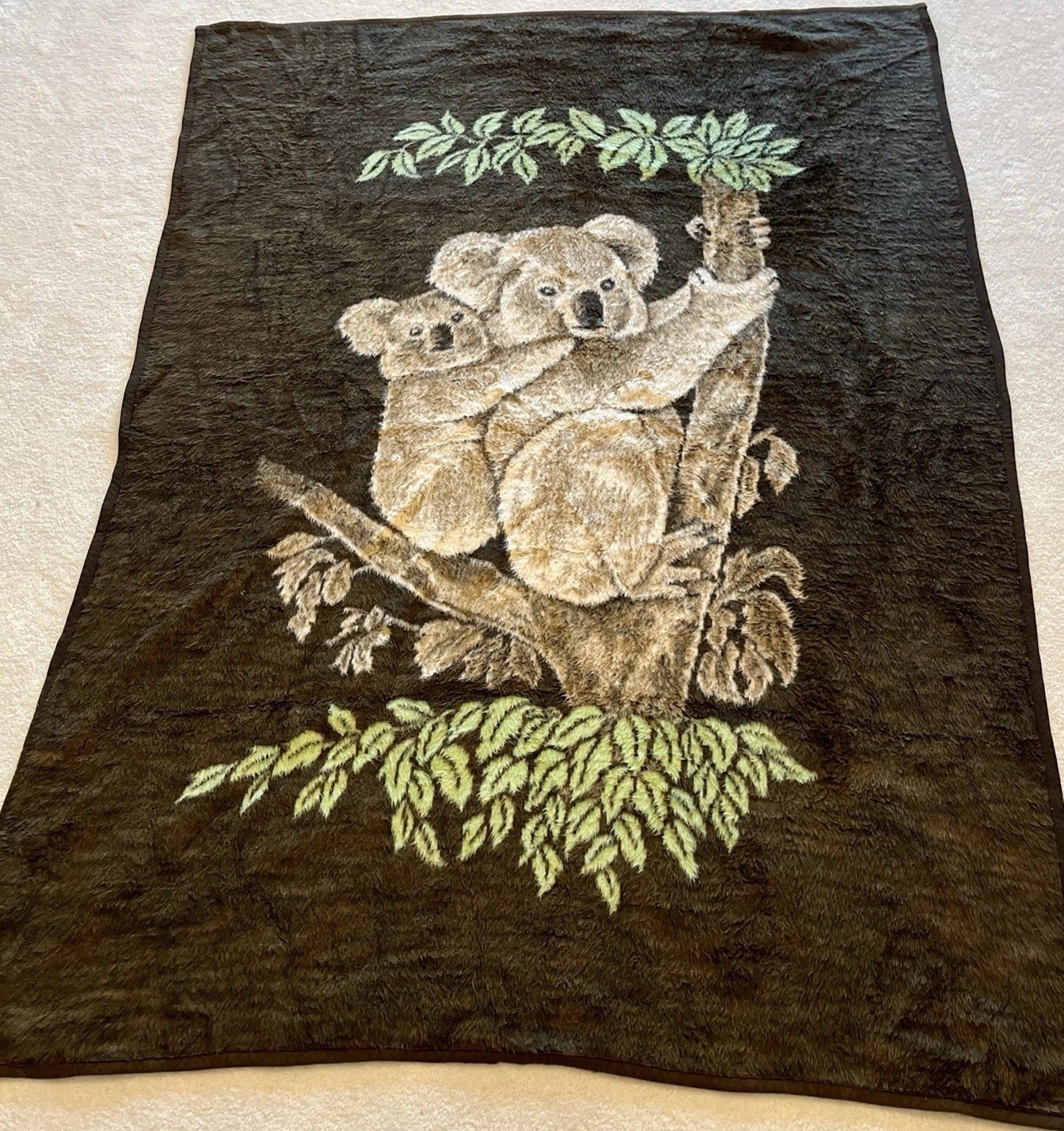 Vtg 80’s Biederlack Koala Bear Reversible Blanket , Throw Green Cream USA Vtg 80’s Biederlack Koala Bear Reversible Blanket , Throw Green Cream USA