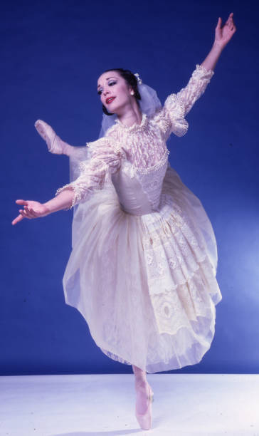 Ballet dancer Jennifer Holmes of the Houston Ballet NY April 1981 Old Photo 2 Ballet dancer Jennifer Holmes of the Houston Ballet NY April 1981 Old Photo 2