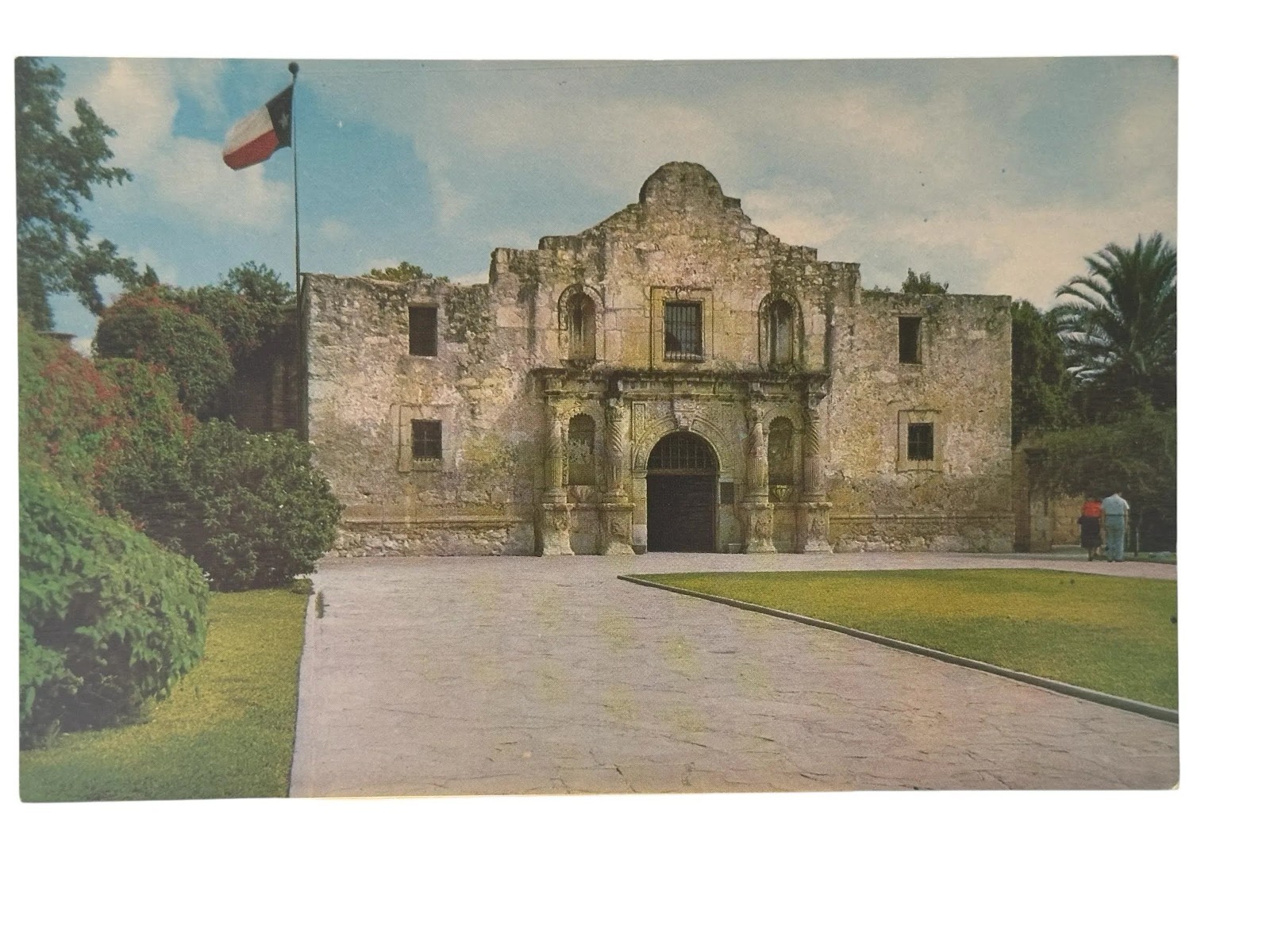 The Alamo, located in San Antonio Texas Vintage Postcard San Antonio de Valero The Alamo, located in San Antonio Texas Vintage Postcard San Antonio de Valero