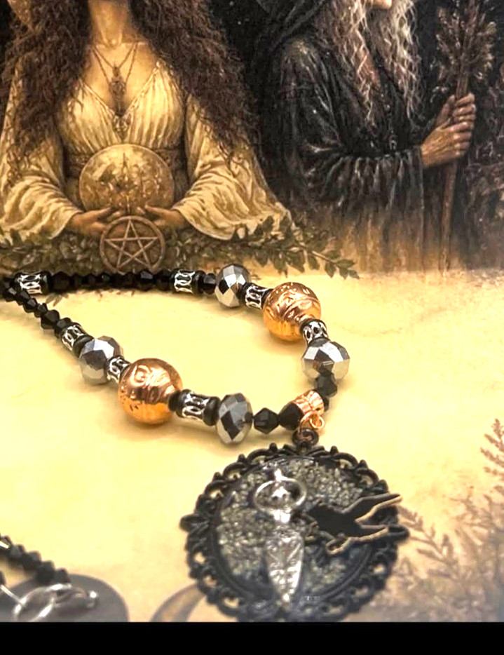 Crow Goddess Pyrite Witchcraft Pagan Witch Protection Amulet Necklace Y14