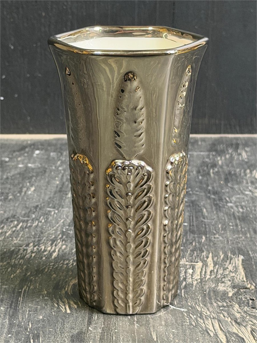 Italian Made Tiffany & Co Hand Painted Ceramic Vase 3 3/4\ Italian Made Tiffany & Co Hand Painted Ceramic Vase 3 3/4\