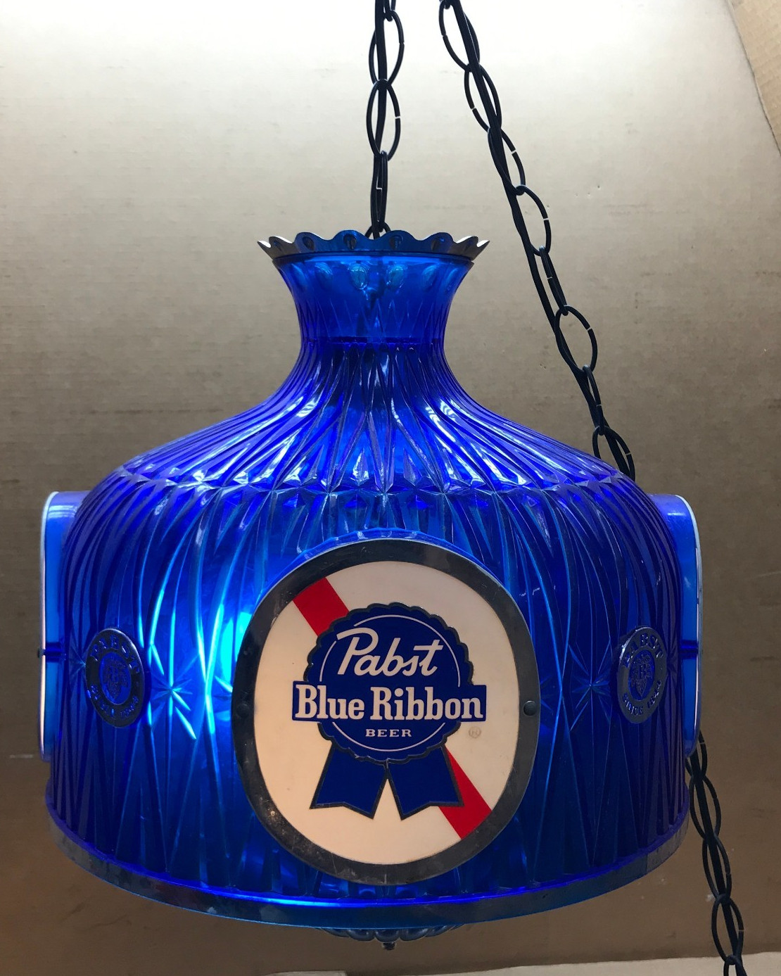 VINTAGE 1960'S 1970'S PABST BLUE RIBBON HANGING BAR LAMP PBR BEER ADVERTISING VINTAGE 1960'S 1970'S PABST BLUE RIBBON HANGING BAR LAMP PBR BEER ADVERTISING