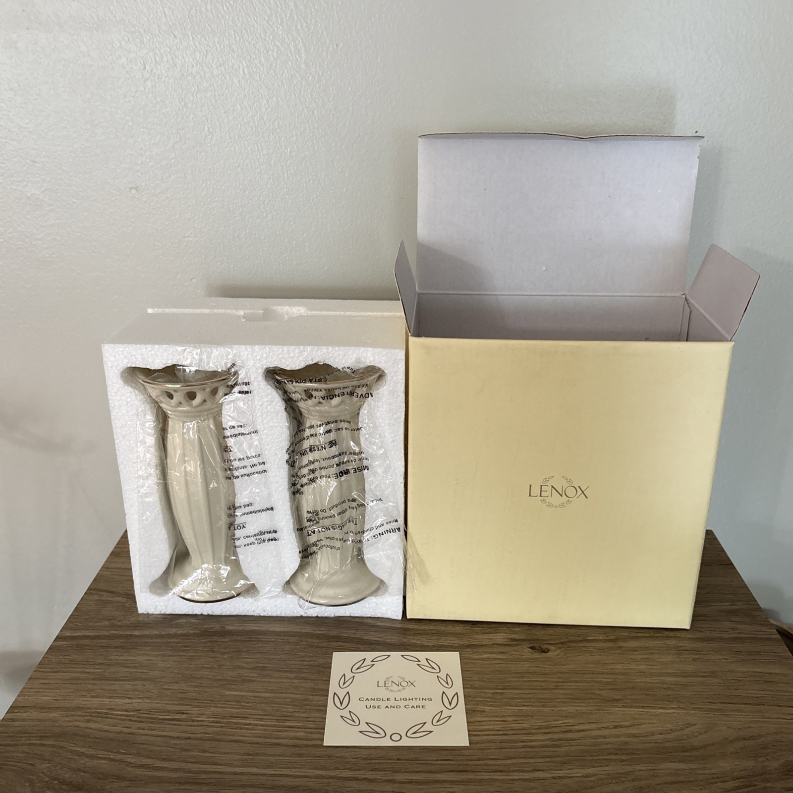 Lenox Illuminations Pleated Candlesticks Pair Ivory China Pierced Lattice 24k Lenox Illuminations Pleated Candlesticks Pair Ivory China Pierced Lattice 24k