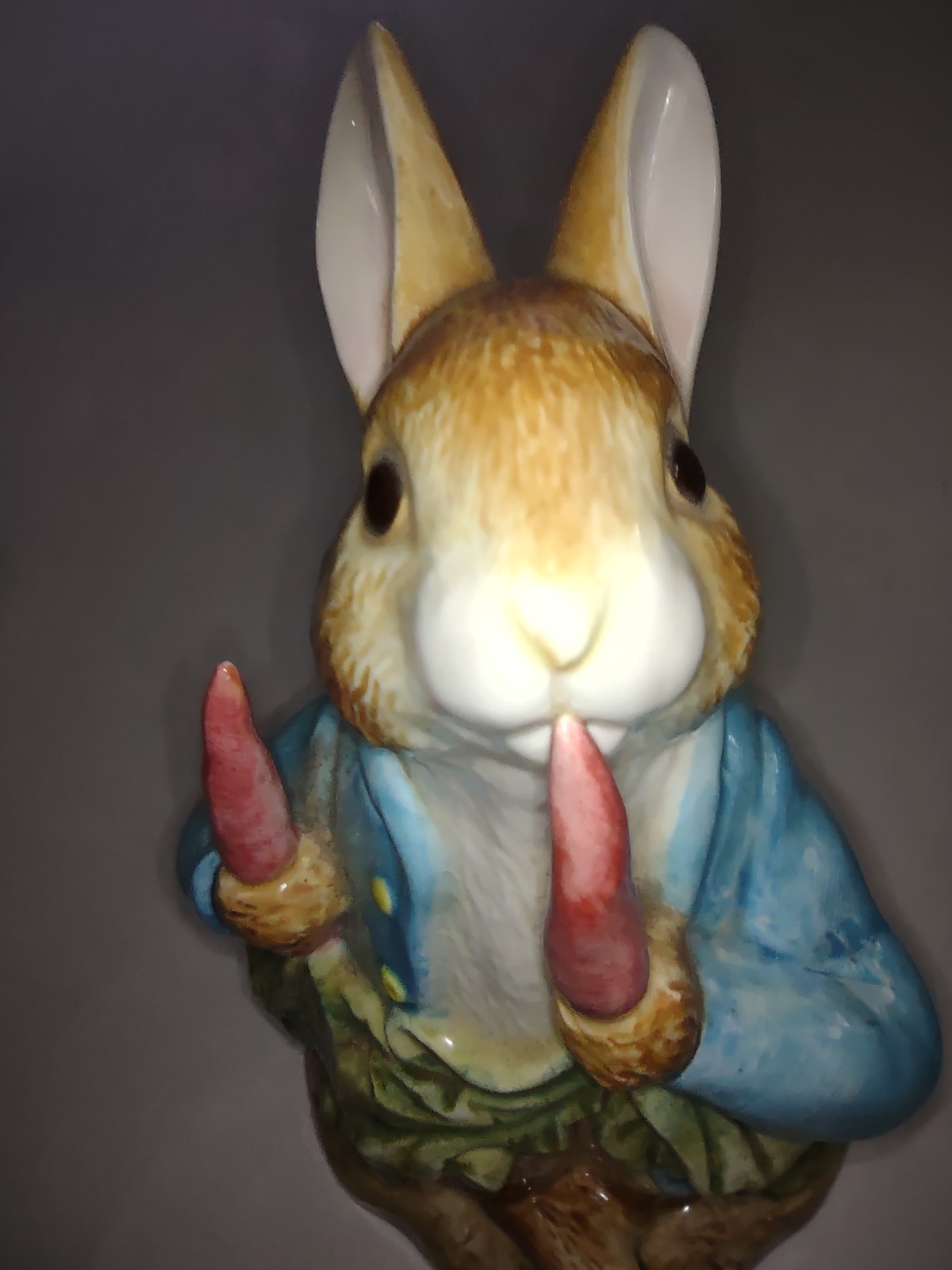 Rare  Vintage Beatrix Potter A1326 Peter Rabbit in the Garden Bank