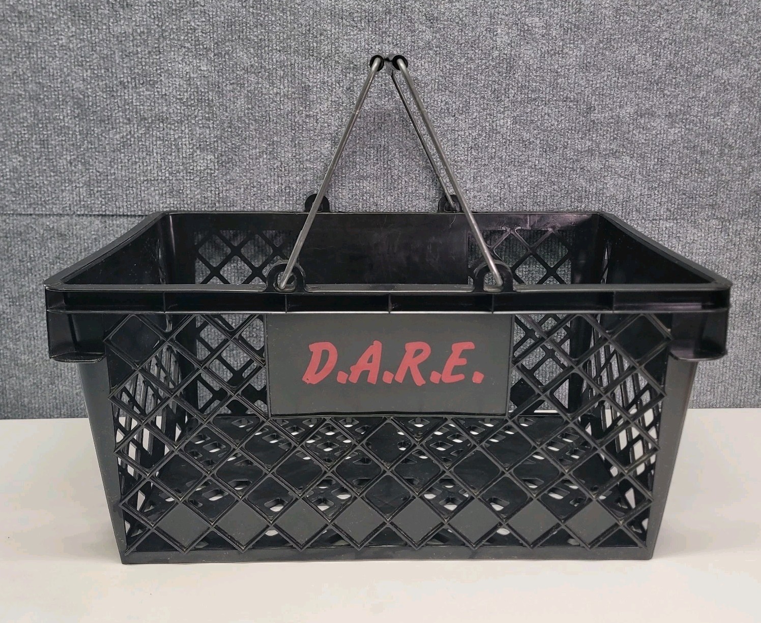 Vtg Y2K Dept Store D.A.R.E Plastic Shopping Hand Basket Drug Awareness Rare Vtg Y2K Dept Store D.A.R.E Plastic Shopping Hand Basket Drug Awareness Rare
